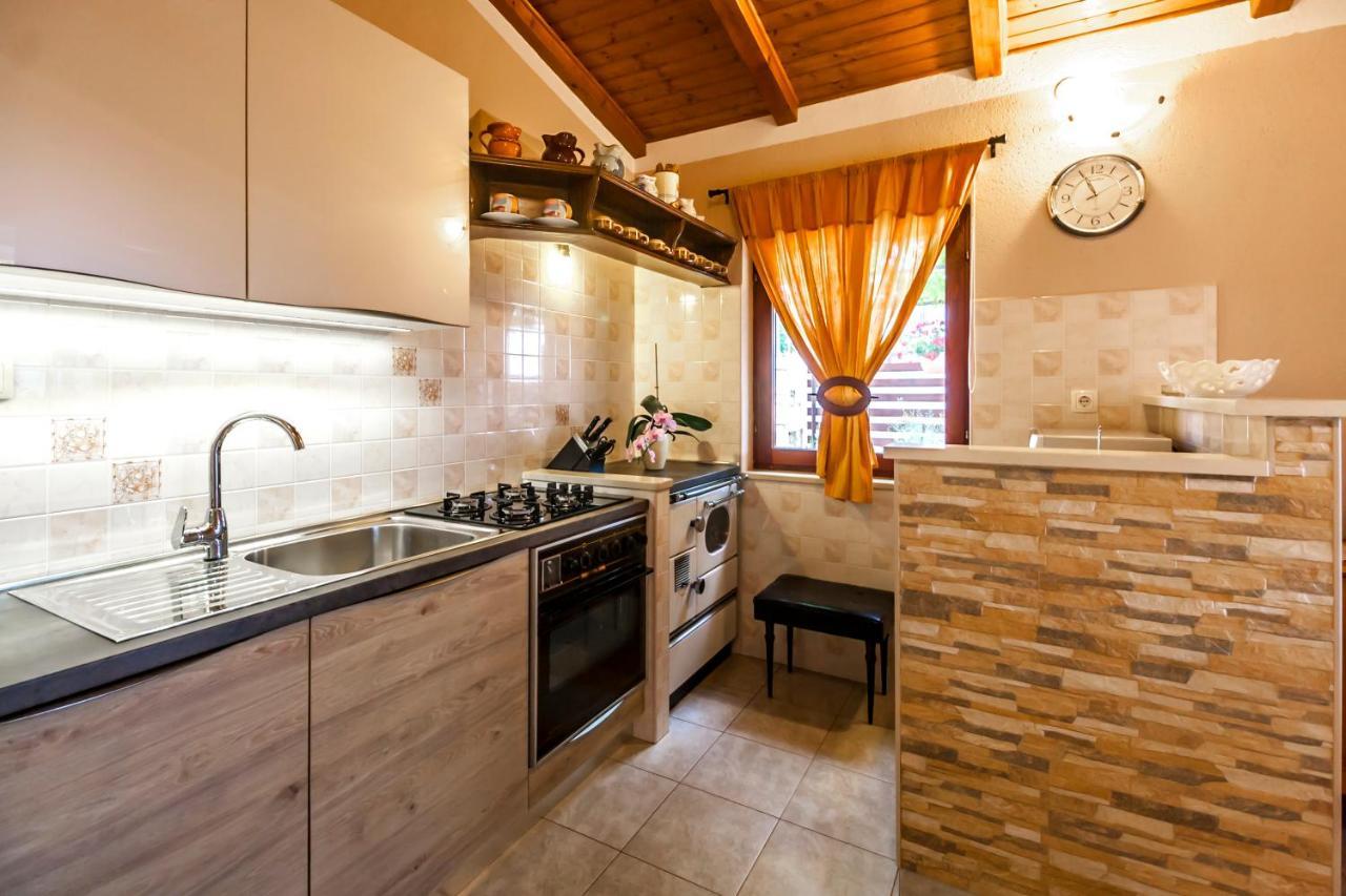 Holiday Home Lana Labin  Kültér fotó